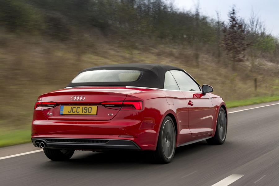 Audi A5 Cabriolet 2.0 TDI S-Line 2017 года  (UK) (фото 9 из 40)